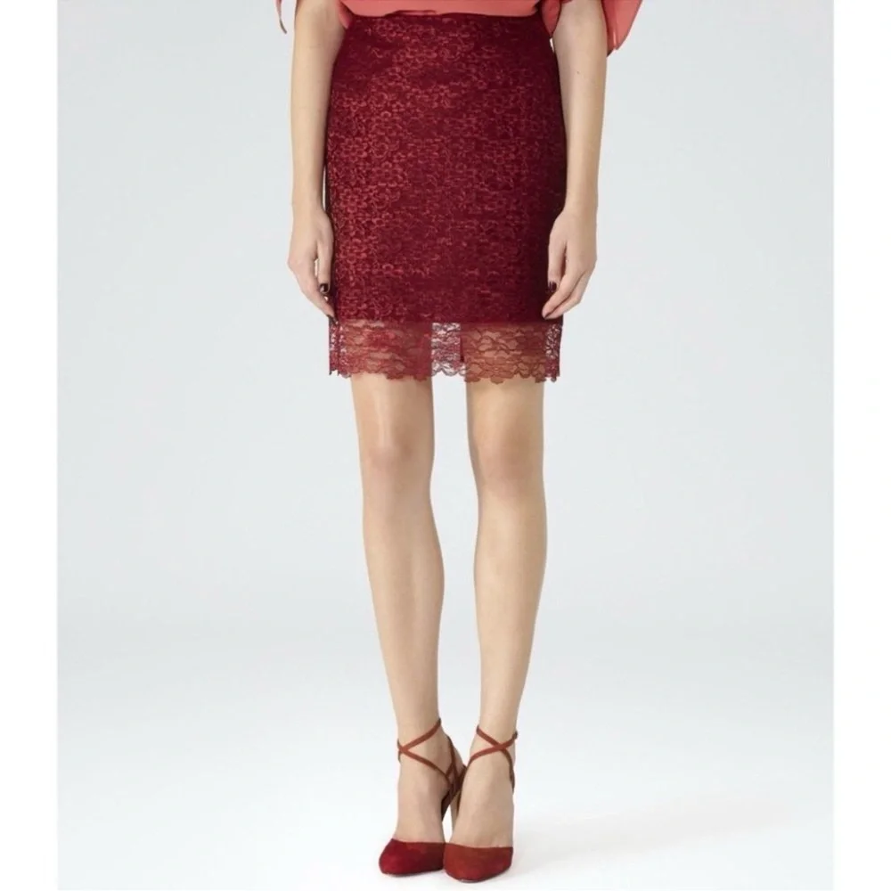Reiss Elegant Red Lace Skirt - Picture 7 of 7